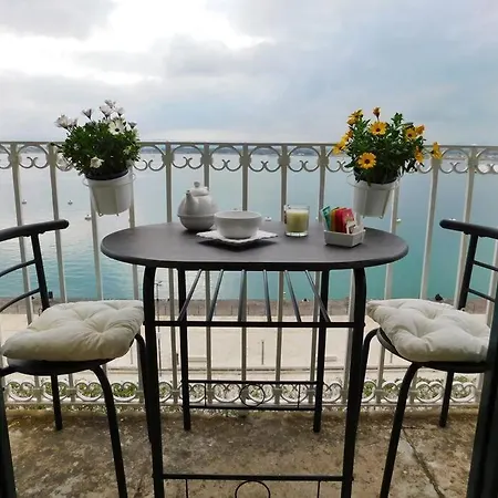 ゲストハウス A' Marina シラクーサ